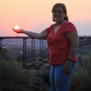 Meet your Posher, Amy